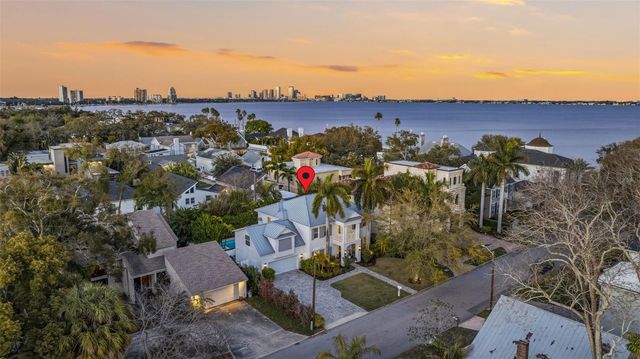 2909 W BAY VISTA AVENUE, Tampa, FL 33611