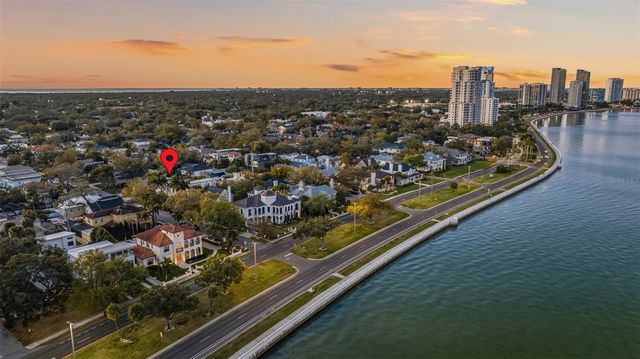 2909 W BAY VISTA AVENUE, Tampa, FL 33611