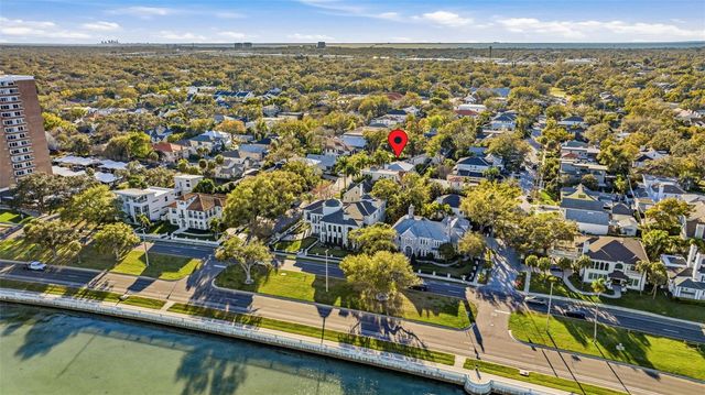 2909 W BAY VISTA AVENUE, Tampa, FL 33611