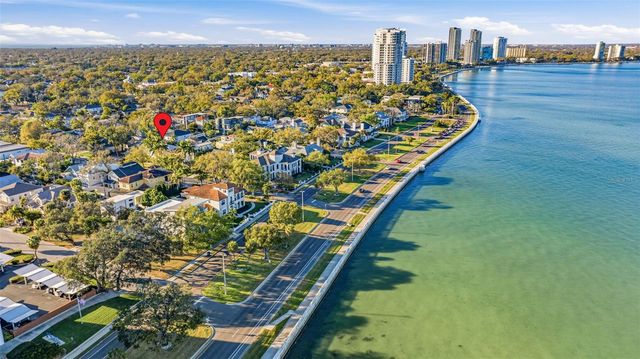 2909 W BAY VISTA AVENUE, Tampa, FL 33611