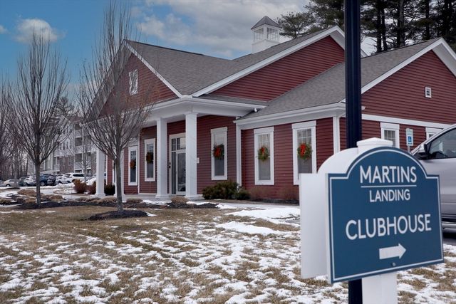 250-402 Martin's Landing 402, North Reading, MA 01864