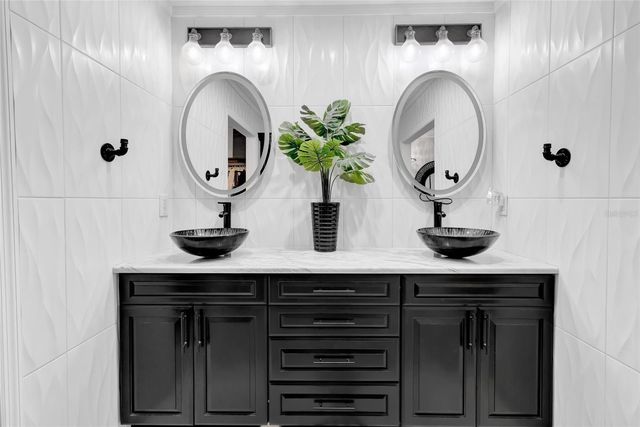 14951 THOROUGHBRED LANE, Montverde, FL 34756