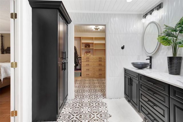 14951 THOROUGHBRED LANE, Montverde, FL 34756