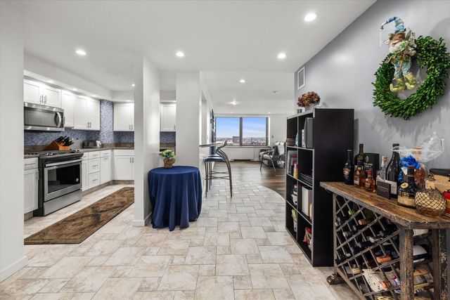 85 E India Row 22F, Boston, MA 02110