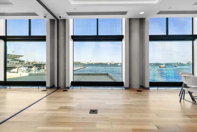 85 E India Row 22F, Boston, MA 02110