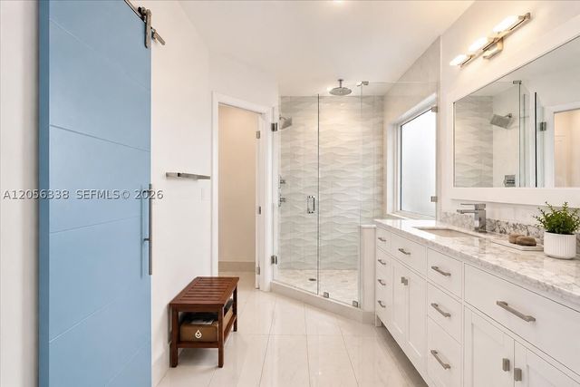 325 Somerset Way, Weston, FL 33326