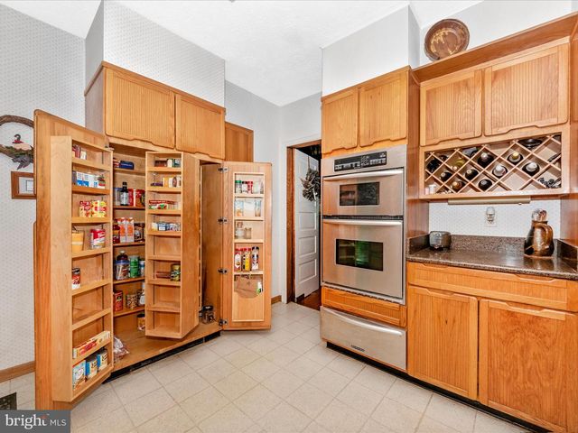 5100 BROOK GREEN RD, Baltimore, MD 21229