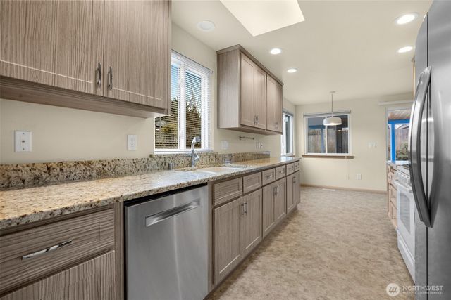 4214 NE 2nd Street, Renton, WA 98059