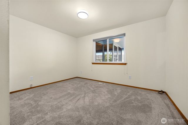 4214 NE 2nd Street, Renton, WA 98059