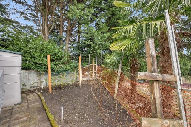 4214 NE 2nd Street, Renton, WA 98059