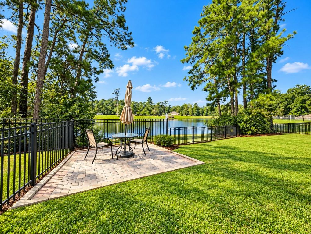 266 Stalwart Hill Trail, Magnolia, TX 77354