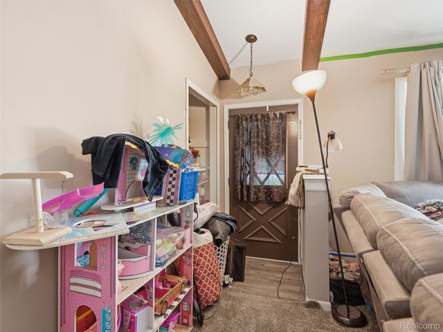 2435 E M 36, Hamburg Township, MI 48169