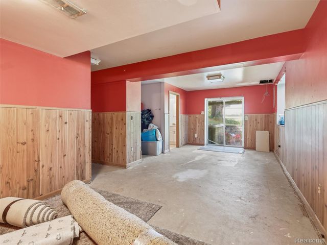 2435 E M 36, Hamburg Township, MI 48169