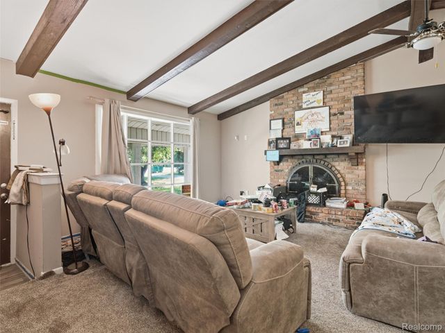 2435 E M 36, Hamburg Township, MI 48169