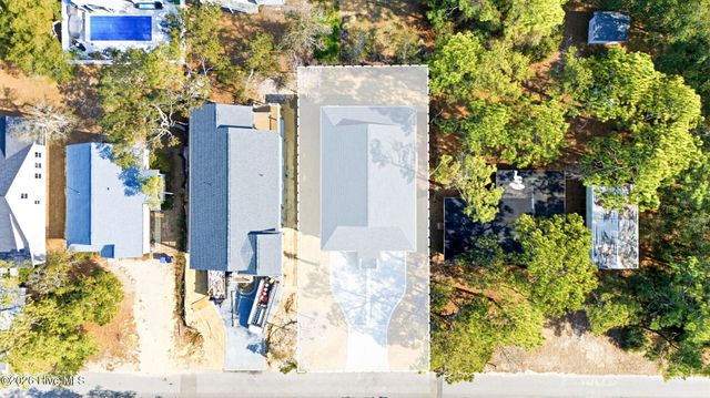 210 NE 57th Street, Oak Island, NC 28465