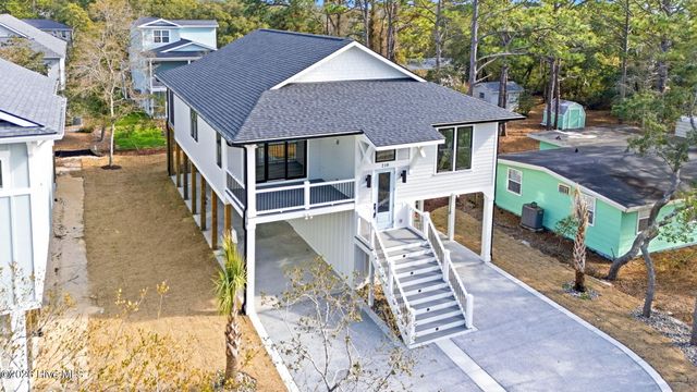 210 NE 57th Street, Oak Island, NC 28465