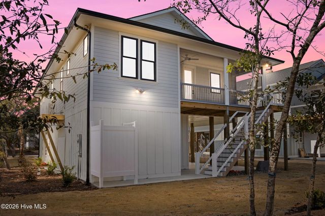 210 NE 57th Street, Oak Island, NC 28465
