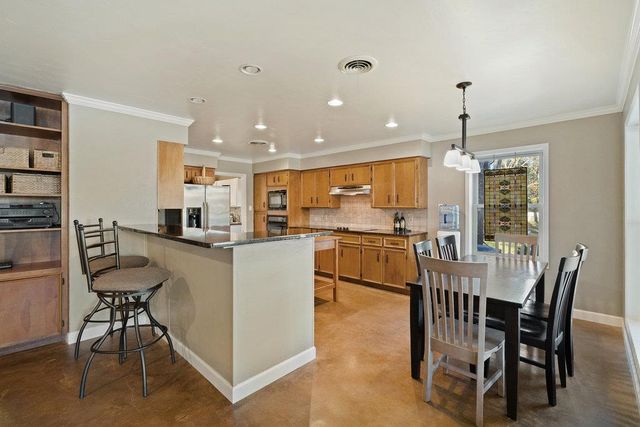 1922 Purple Sage LN, Kingsland, TX 78639