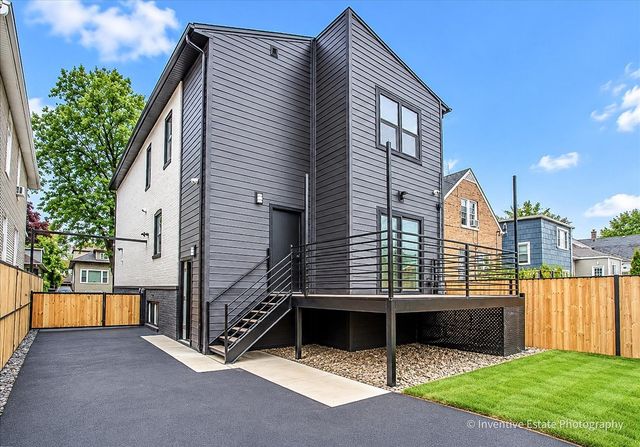 4848 W Eddy Street, Chicago, IL 60641