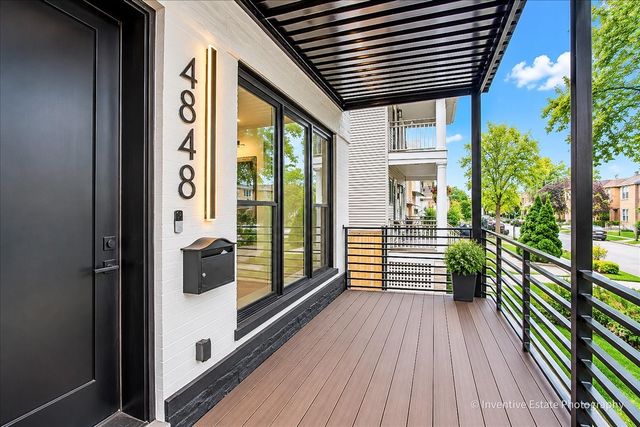 4848 W Eddy Street, Chicago, IL 60641