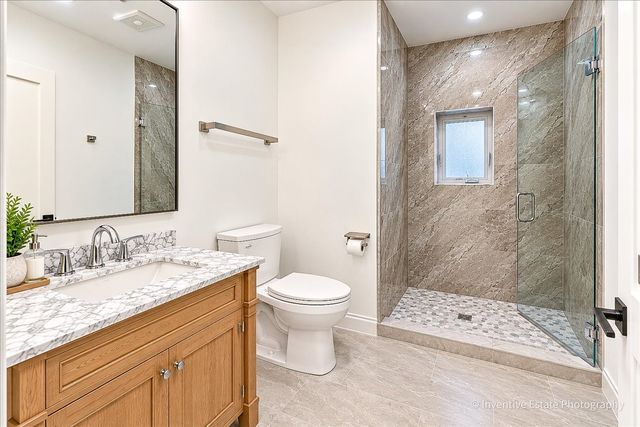 4848 W Eddy Street, Chicago, IL 60641