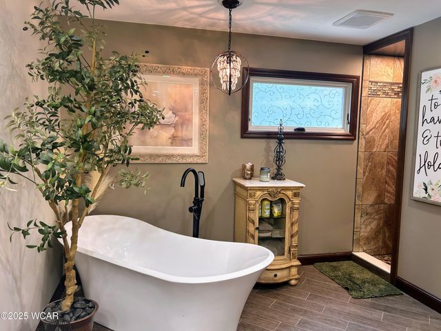 8304 Kruse Road, Wapakoneta, OH 45895