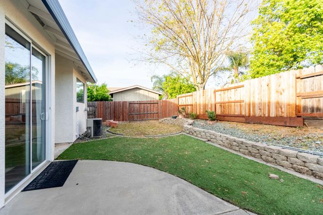 7963 Montevina Dr, Sacramento, CA 95829