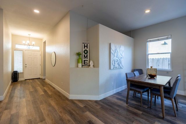 7963 Montevina Dr, Sacramento, CA 95829