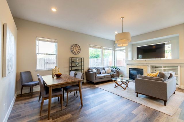 7963 Montevina Dr, Sacramento, CA 95829