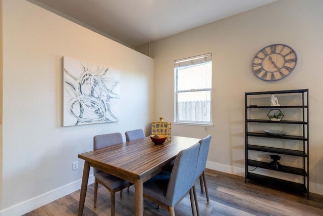 7963 Montevina Dr, Sacramento, CA 95829