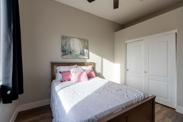 7963 Montevina Dr, Sacramento, CA 95829