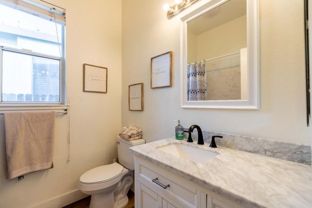 7963 Montevina Dr, Sacramento, CA 95829