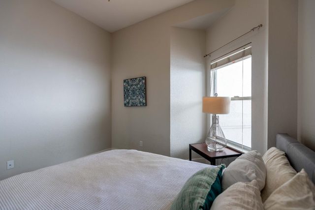 7963 Montevina Dr, Sacramento, CA 95829