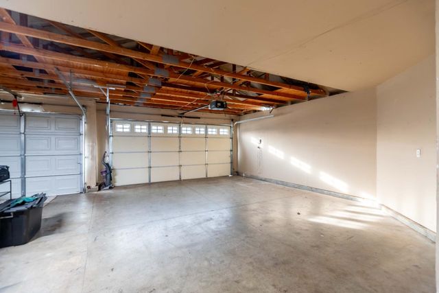 7963 Montevina Dr, Sacramento, CA 95829