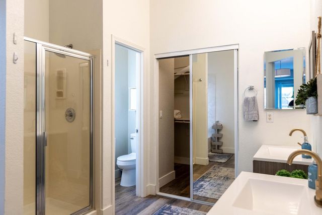 7963 Montevina Dr, Sacramento, CA 95829