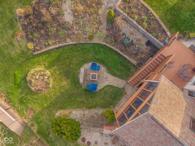 2521 Apple Blossom Lane, Columbus, IN 47201