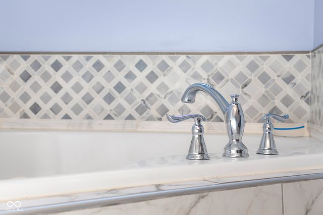 2521 Apple Blossom Lane, Columbus, IN 47201