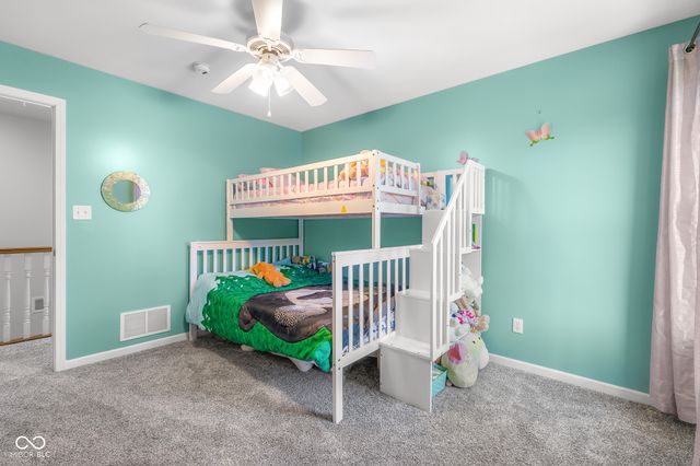 2521 Apple Blossom Lane, Columbus, IN 47201