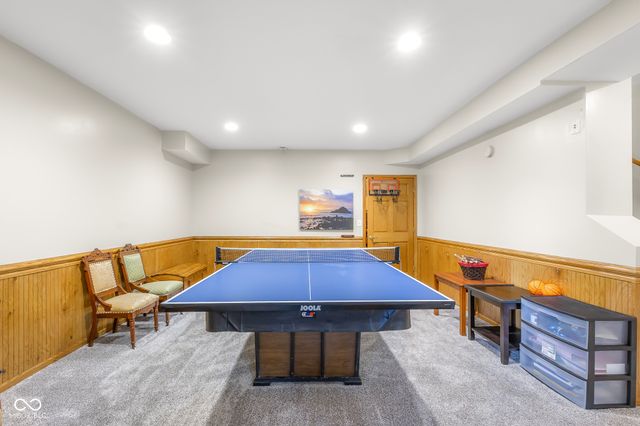 2521 Apple Blossom Lane, Columbus, IN 47201