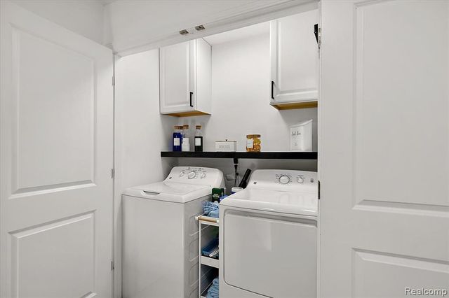 3951 Trailwaycommons Circle, Auburn Hills, MI 48326