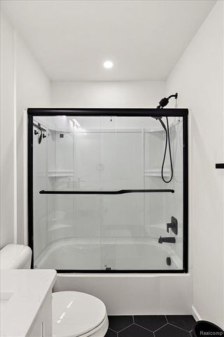 3951 Trailwaycommons Circle, Auburn Hills, MI 48326