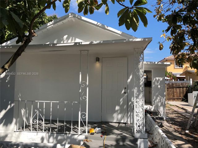 2053 SW 60th Avenue, Miami, FL 33155