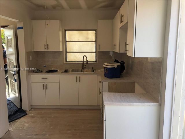2053 SW 60th Avenue, Miami, FL 33155