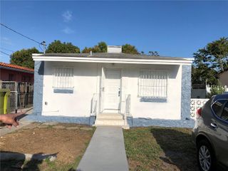 2053 SW 60th Avenue, Miami, FL 33155