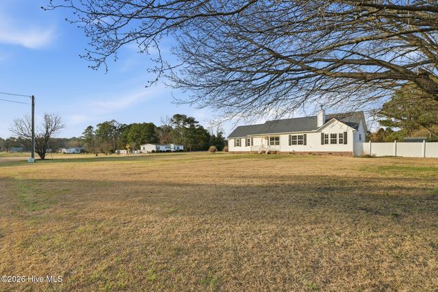 22 Old Mill Road, Willard, NC 28478
