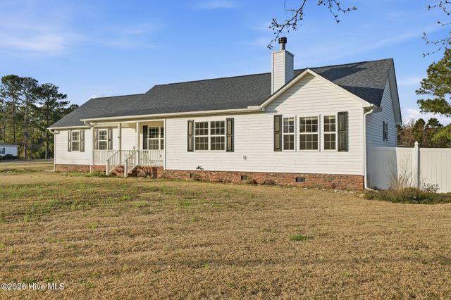 22 Old Mill Road, Willard, NC 28478