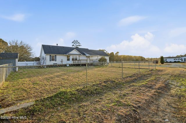 22 Old Mill Road, Willard, NC 28478