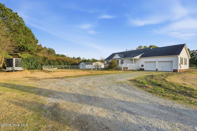 22 Old Mill Road, Willard, NC 28478