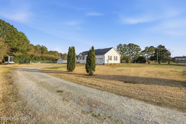 22 Old Mill Road, Willard, NC 28478