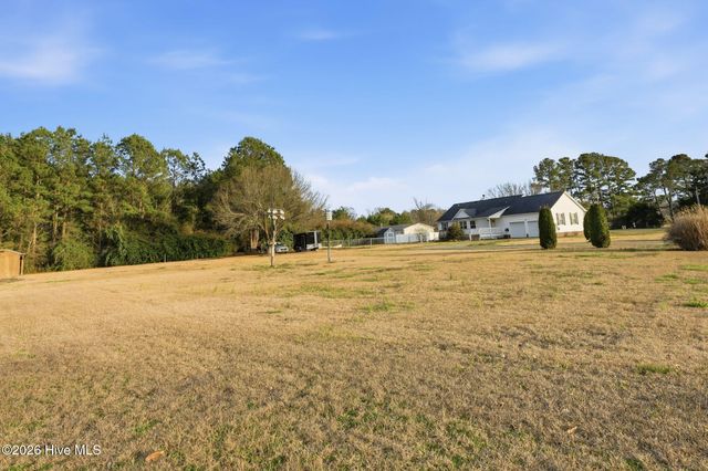 22 Old Mill Road, Willard, NC 28478